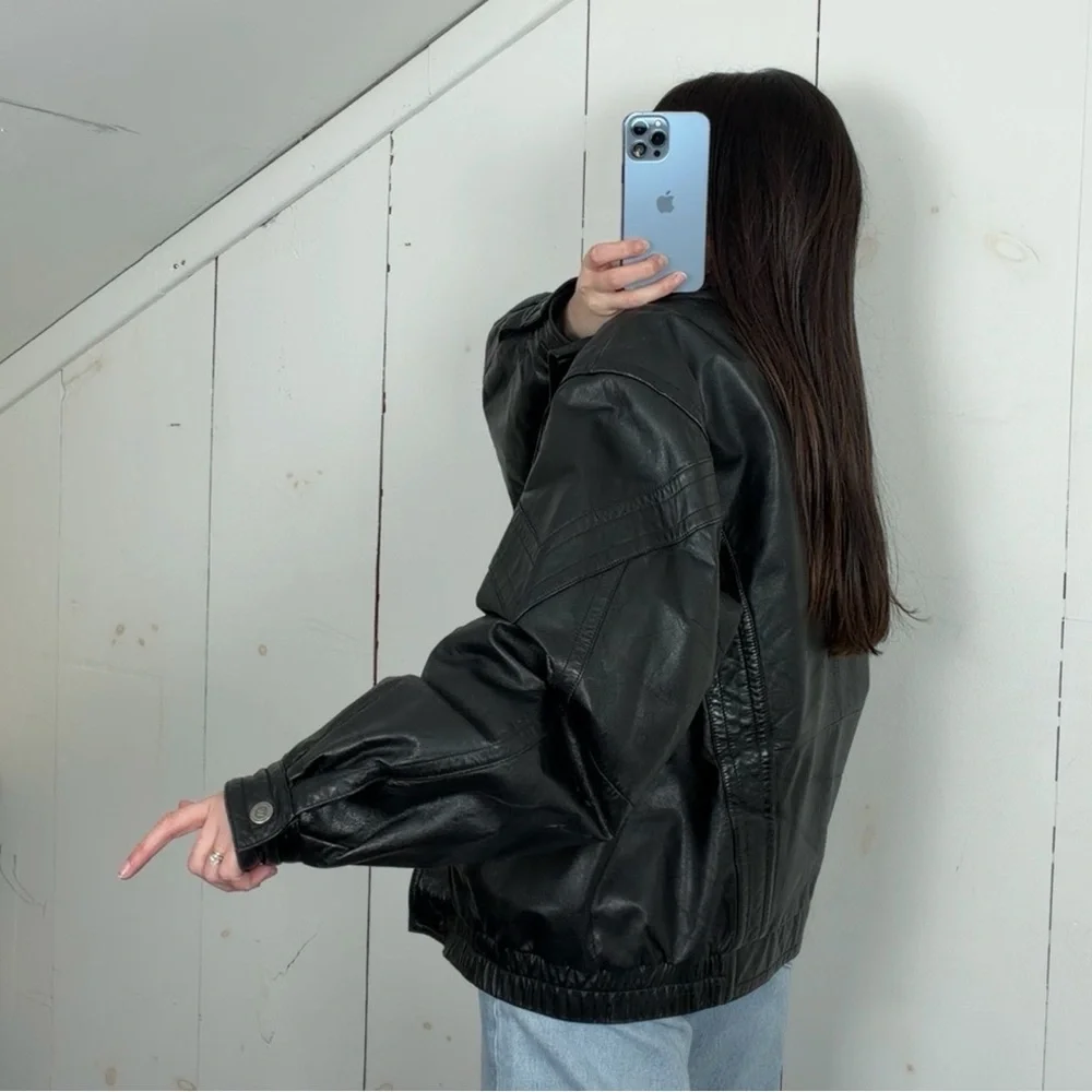 Black jacket - Picture 2 of 12